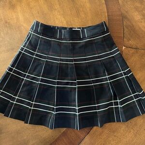 Sunday Best Aritzia pleated mini skirt size 2 barely worn :)